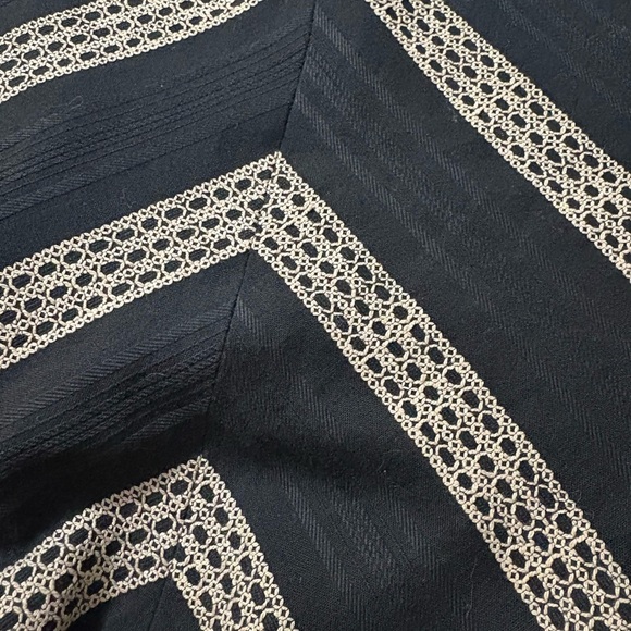 Ann Taylor Black A Line Skirt w Tan Lace in Chevron Pattern and Lace Hem. Cotton - Picture 7 of 11